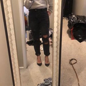 Black boyfriend jeans